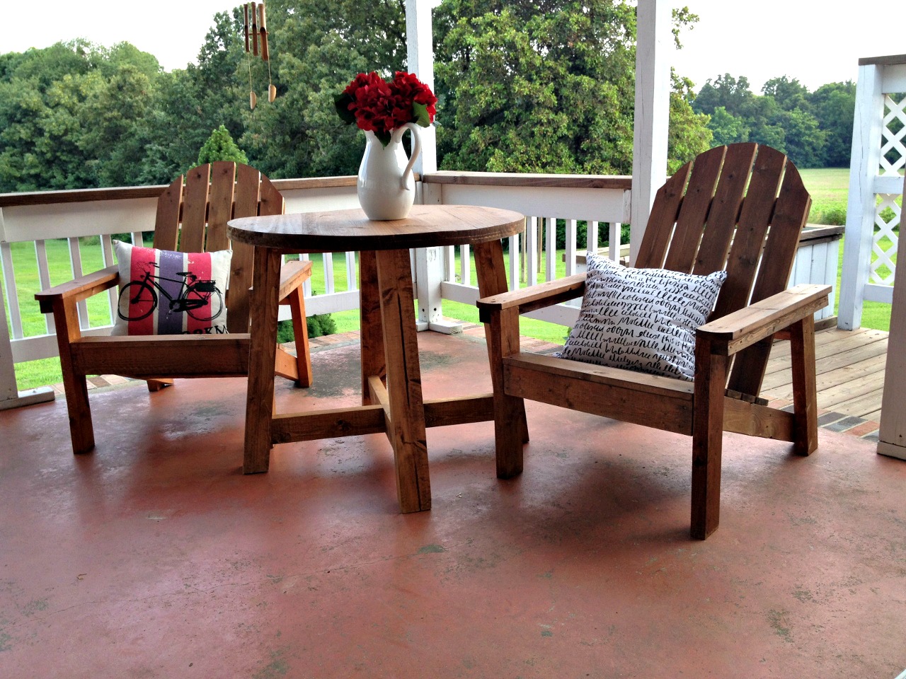 A Simple Modern Outdoor Table