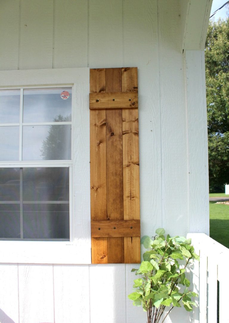 DIY Shutters --{Build Your Own Shutters in 5 Steps!}