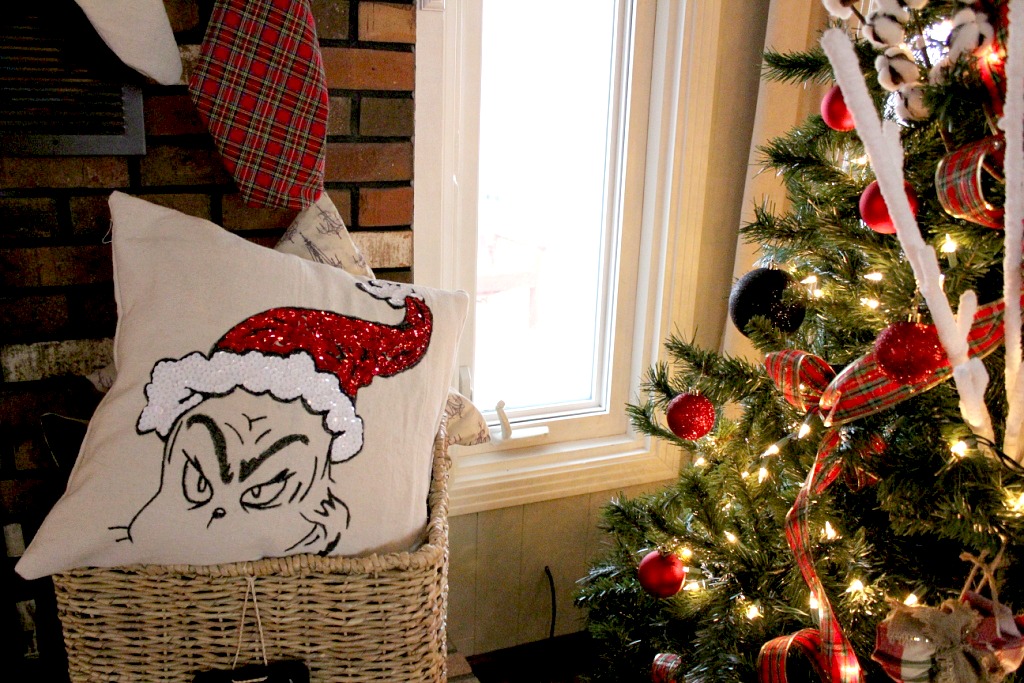 Grinch Pillow, Grinch Christmas Pillow Decor, Grinch Christmas Gift -  Stunning Gift Store