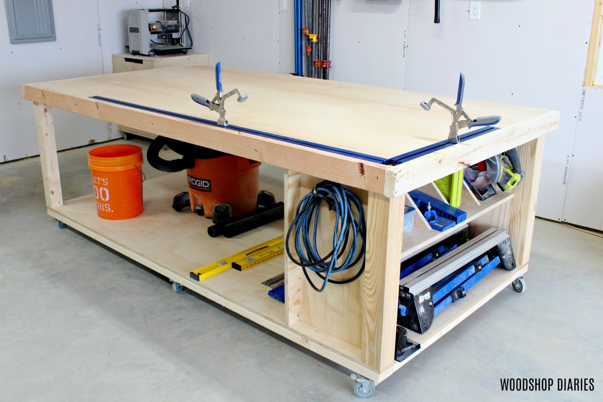 https://www.woodshopdiaries.com/wp-content/uploads/2019/01/DIY-Mobile-Workbench-Angled-View.jpg