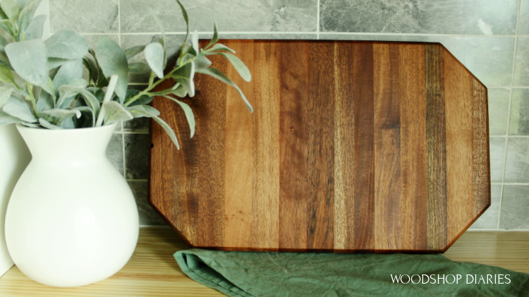 Make Your Own (Simple) Wooden Cutting Board - A Beautiful Mess